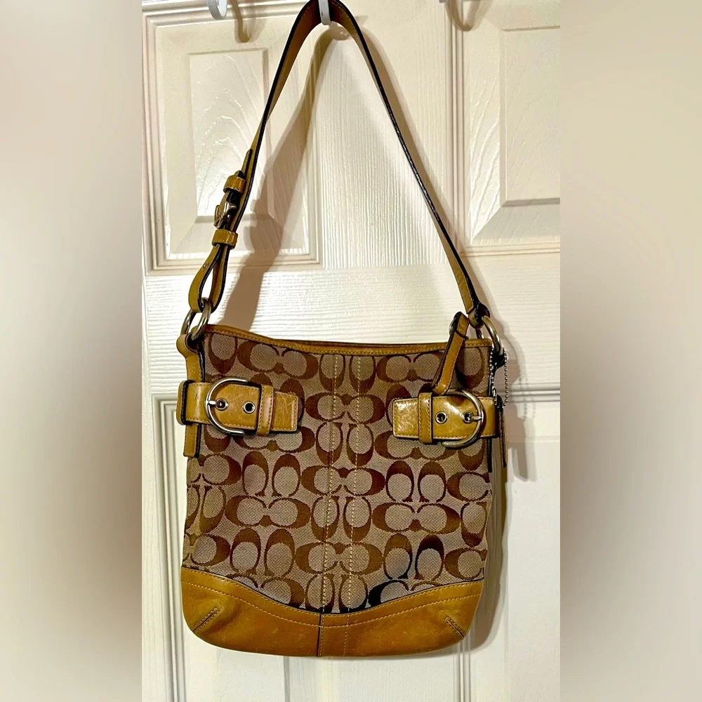 Coach Signature Brown and Tan Shoulder Bag - Picture 2 of 9